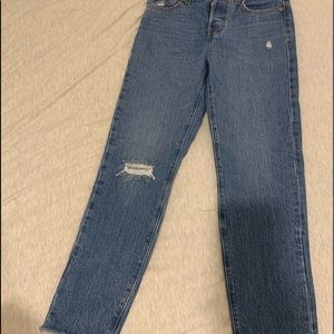 GREAT CONDITION Levi’s 😁😁😁